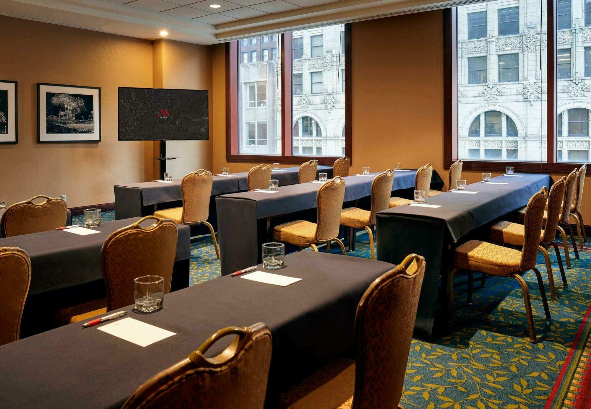 Marriott Downtown At Key Tower Hotel Cleveland